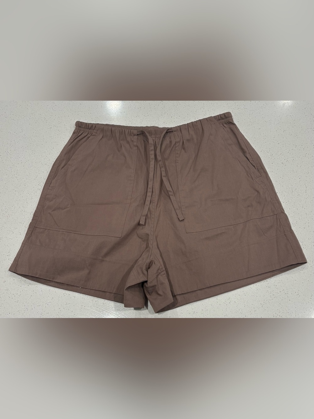 lululemon athletica Poplin High-Rise Short 4”